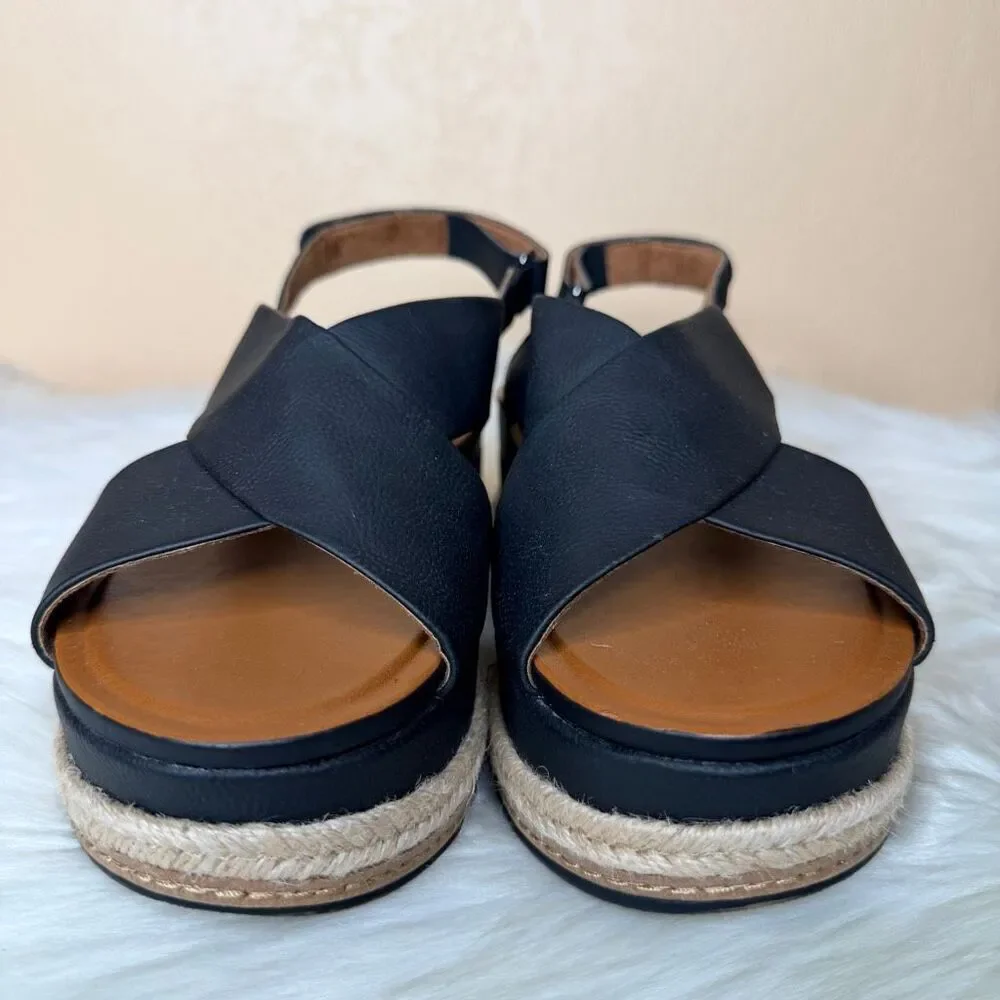 Naturalizer Baya Wedge Sandal Strappy Buckle Black Brown Size 8.5
